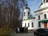 Церковь освящена во имя Троицы Живоначальной в 1782 году